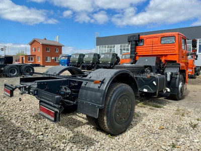 Шасси КАМАЗ 53605-4950-56