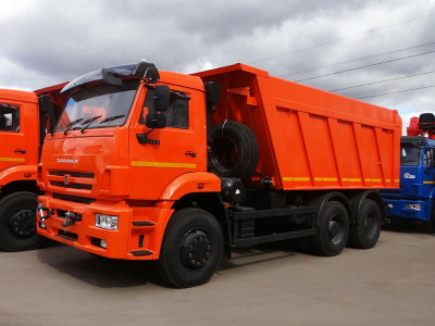 Самосвал КАМАЗ-6520-26012-53